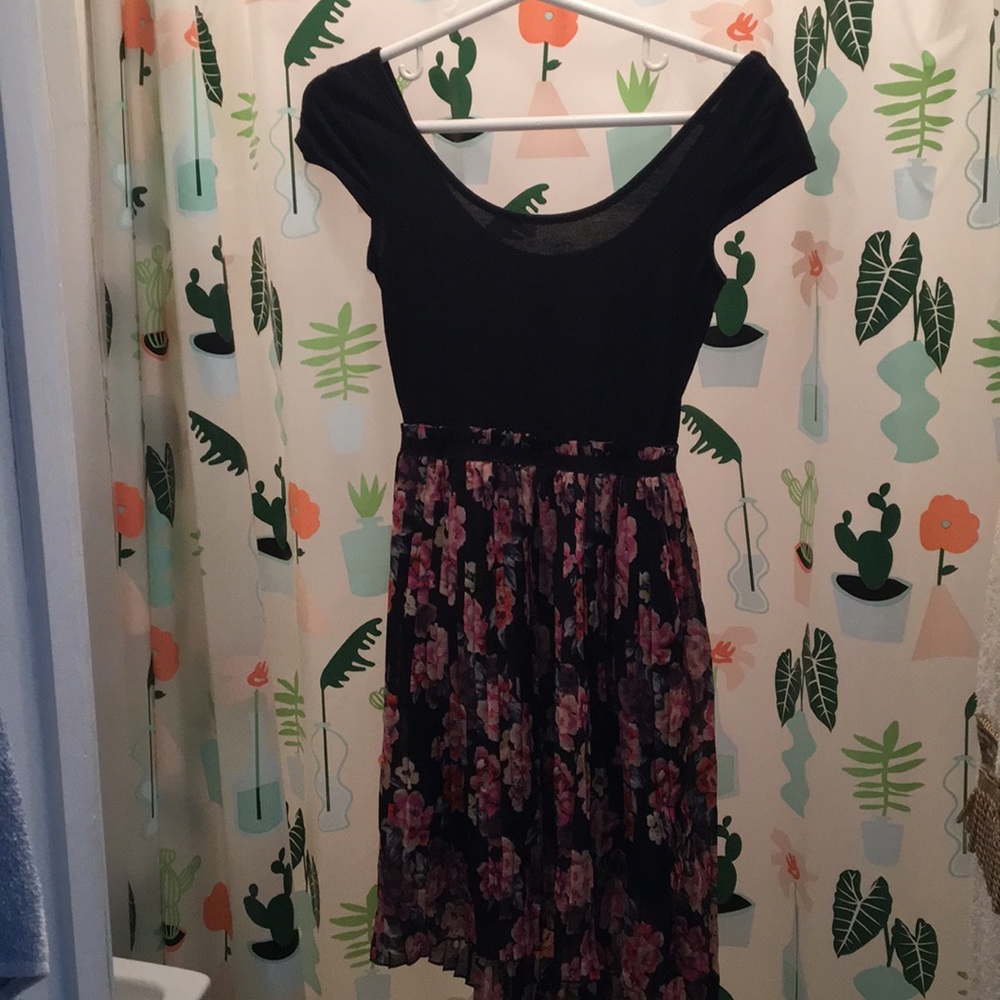 Mid Length Dress Empire Waist with Floral 🌸